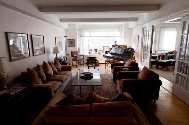 a classic UWS apartment - Harvey, Alice and Emma the dog's home